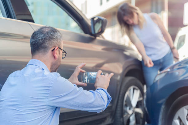 Professional Full Coverage Car Insurance technician working in Centerville, IA